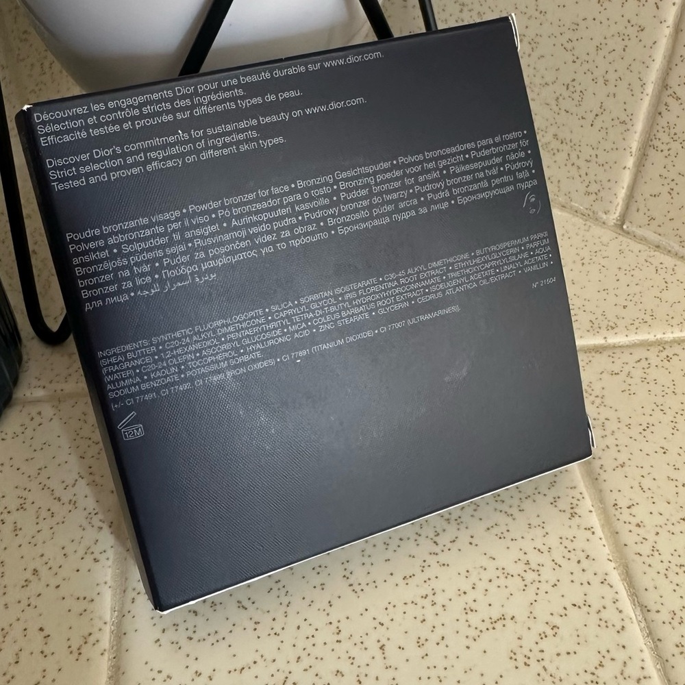 Dior Forever Nude Bronzer - Picture 4 of 9